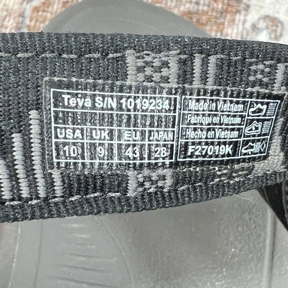 Teva Hurricane XLT2 Sandals Mens 10 Black Gray Hook Loop Hiking‎ Quick Dry